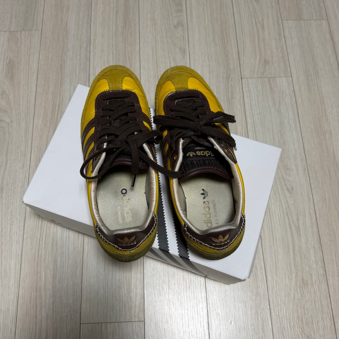 [265]아디다스 웨일스 보너 재팬 슈즈 헤이지 옐로우 다크 브라운 상품이미지2