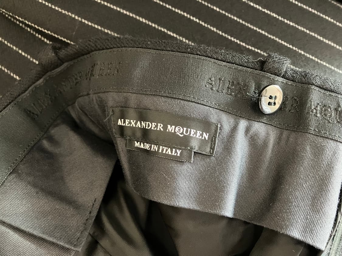 알렉산더 맥퀸 스트라이프 수트 상품이미지9