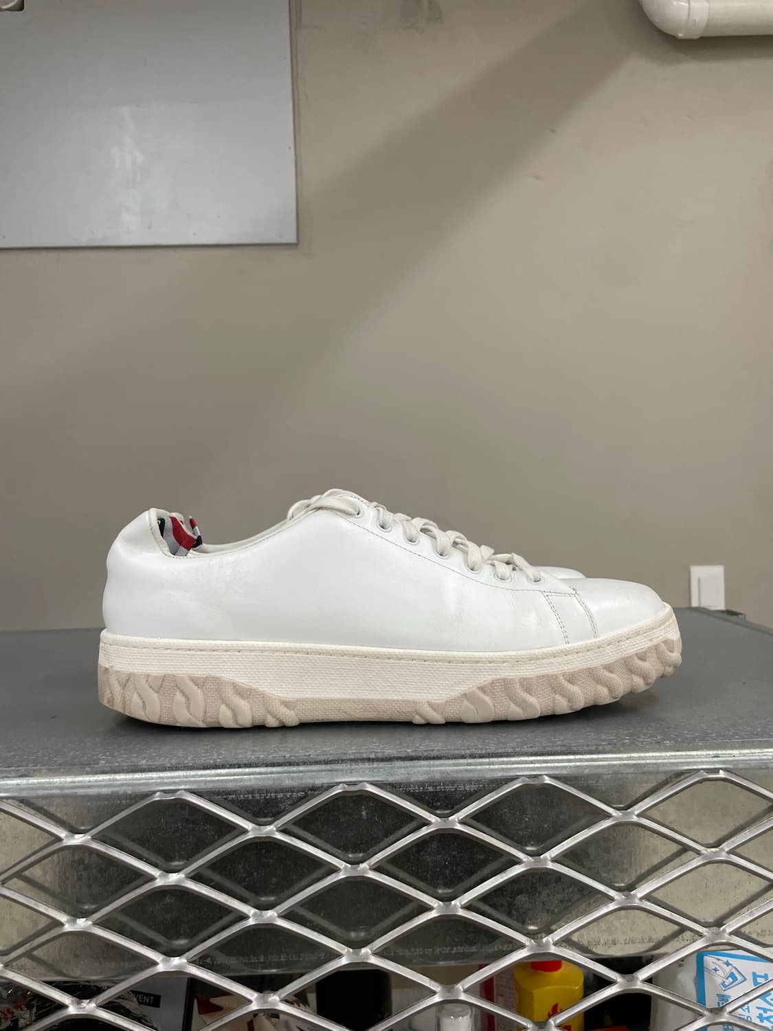 톰브라운 비텔로 카프 레더 케이블 니트 솔 코트 295 (gr-4203) 상품이미지4