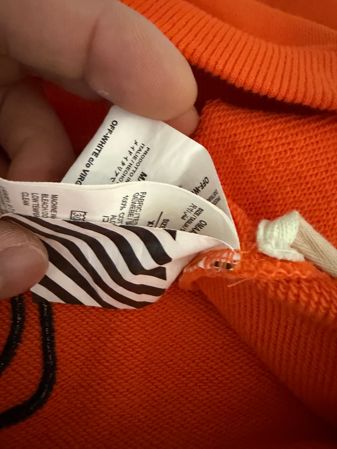 오프화이트 백 애로우 오렌지 맨투맨 상품이미지4