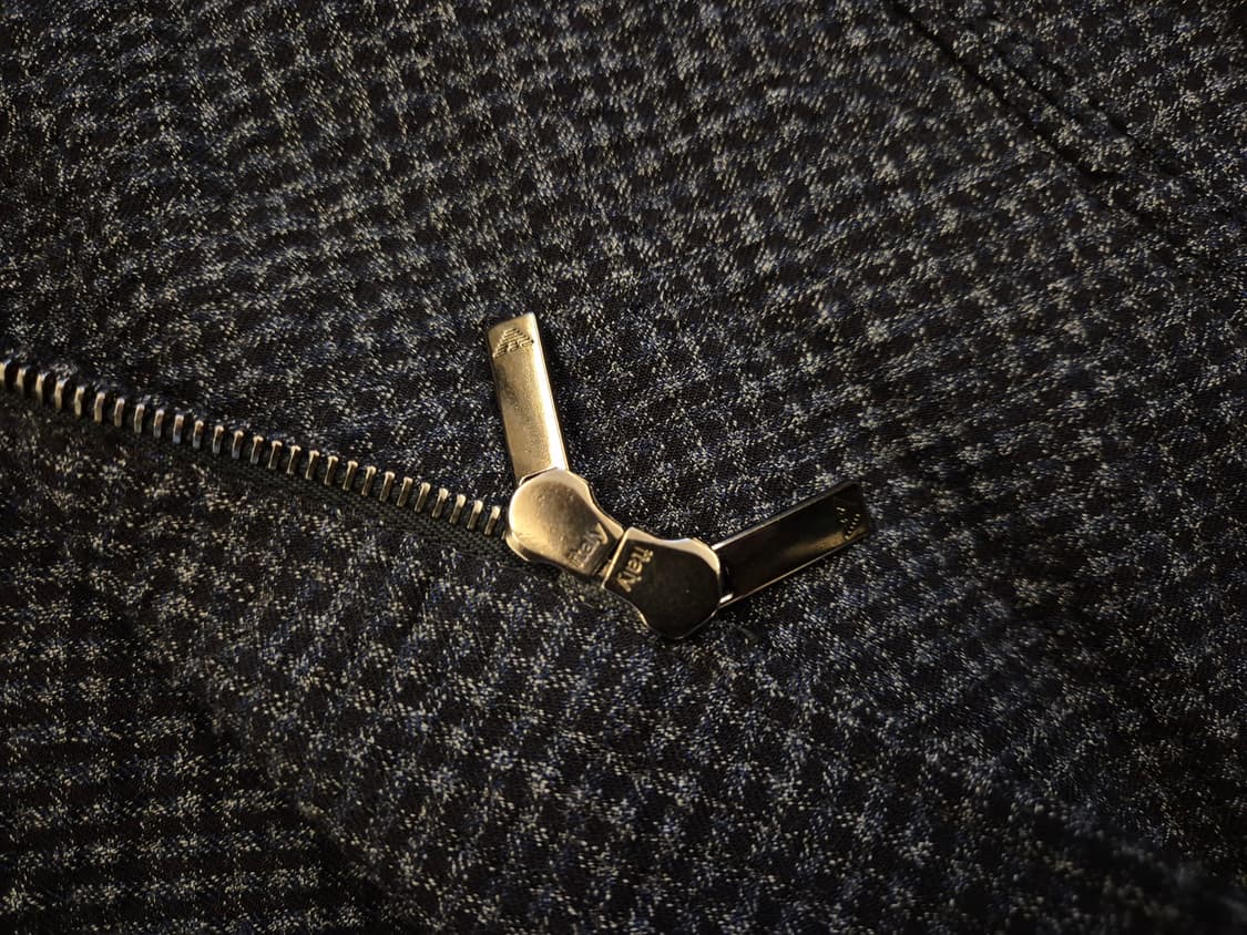 엠포리오 아르마니 짚업 자켓 상품이미지4