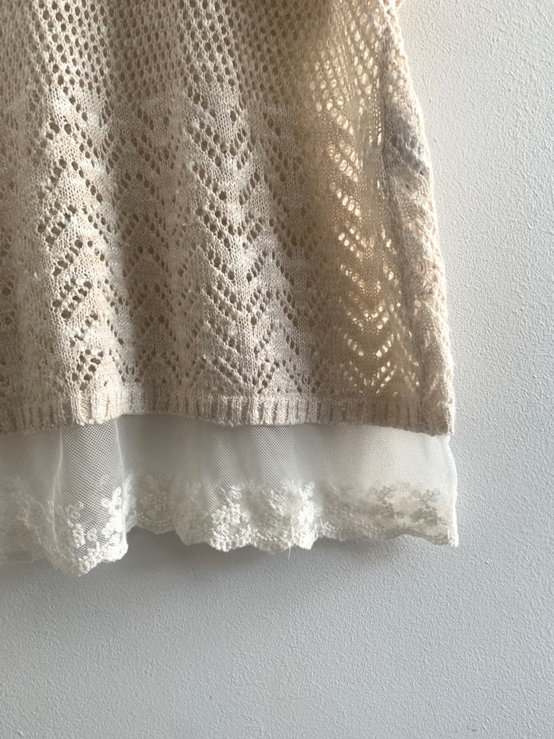 Punching u neck lace knit 상품이미지5