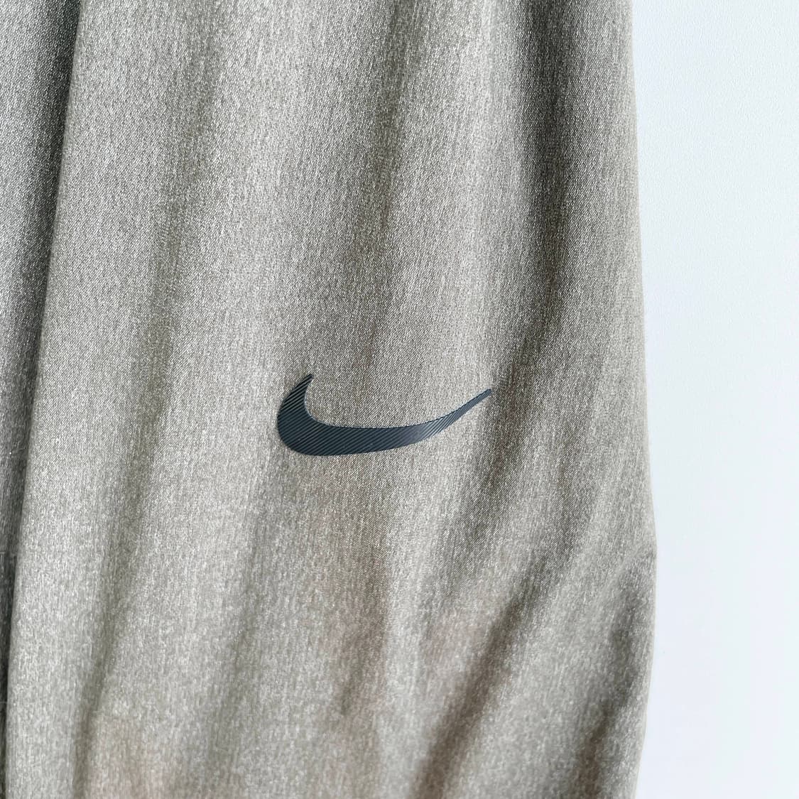 D2 나이키골프 쉴드 블레이드 윈드 탑 재킷 105사이즈 상품이미지4