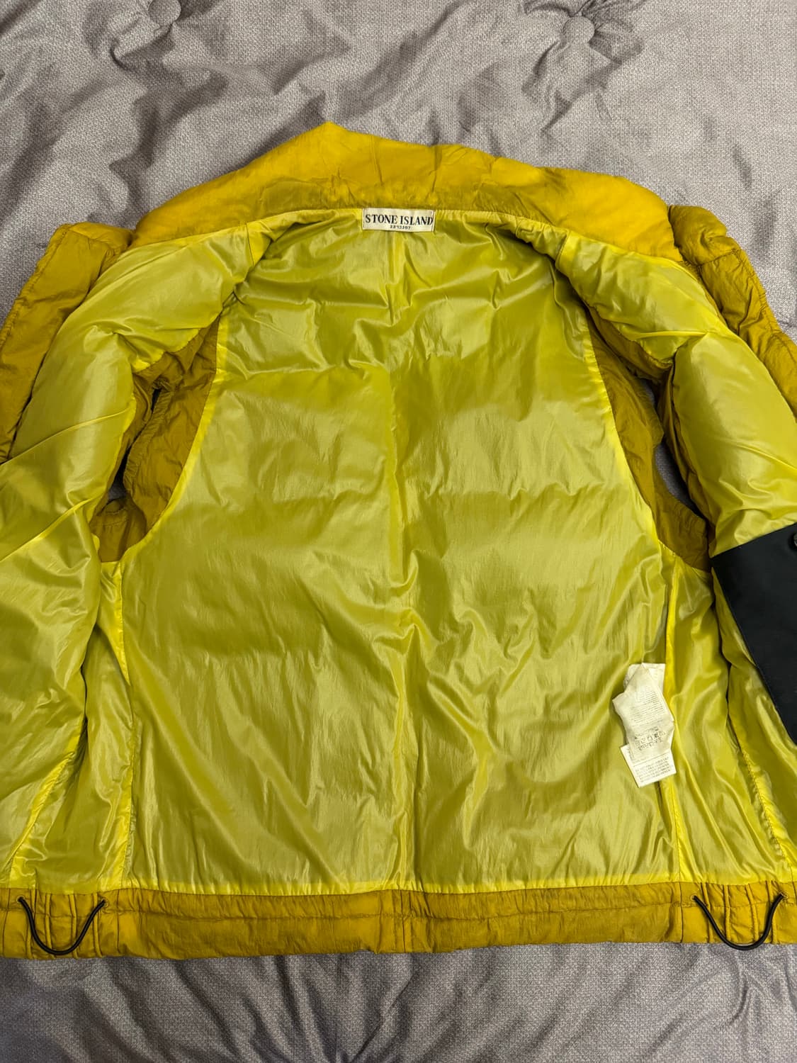 스톤아일랜드 08A/W Opaque 엘로우 패딩 베스트 자켓 상품이미지3