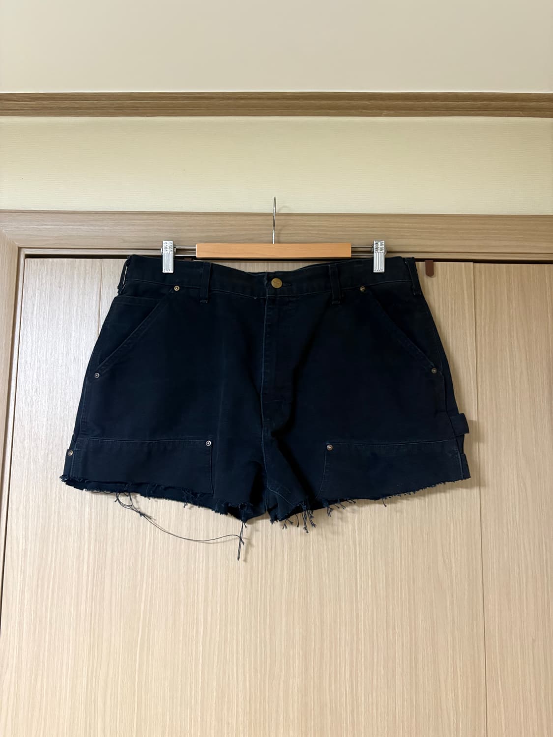 칼하트 더블니 컷오프 10s 블랙 36 상품이미지1