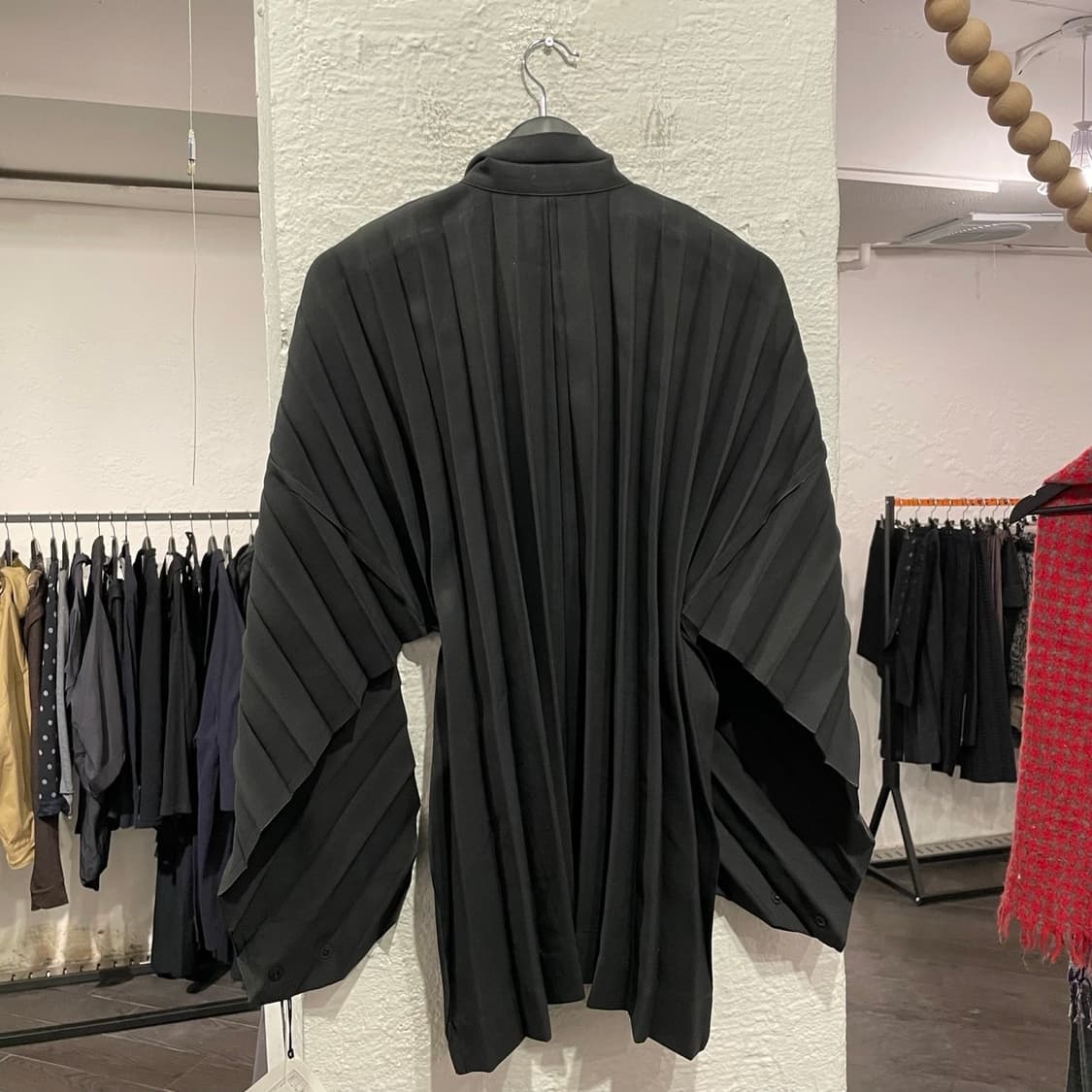 옴므플리세 이세이미야케 엣지 자켓 상품이미지3