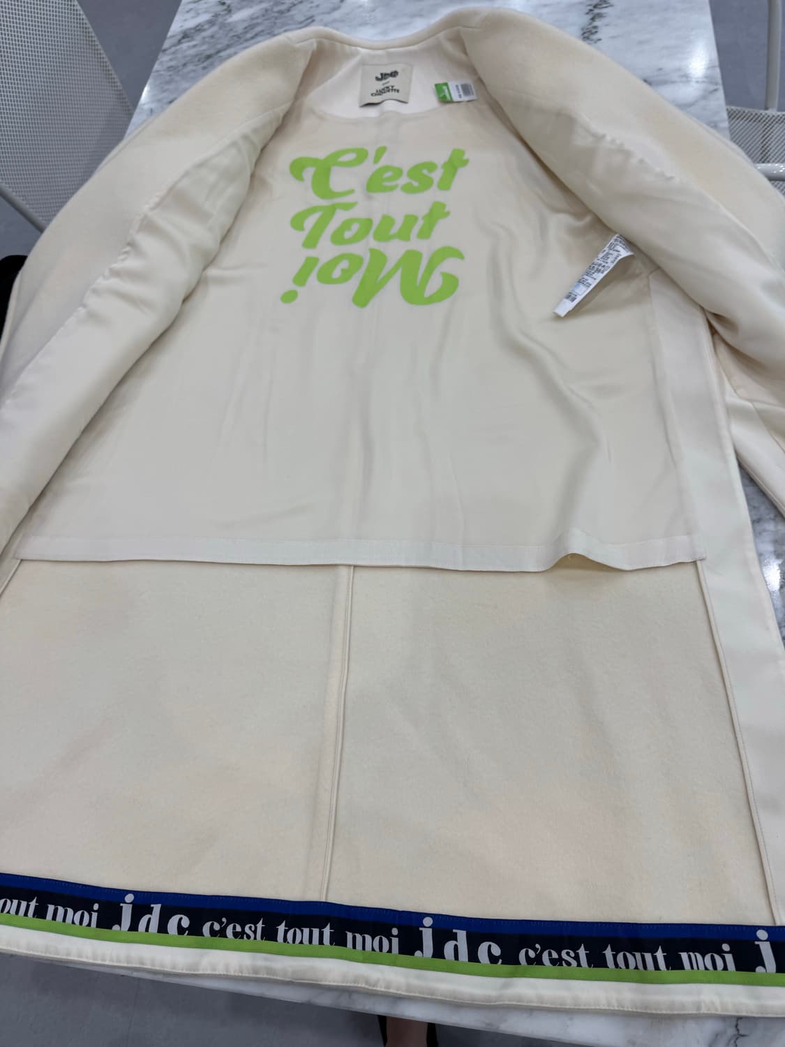 럭키슈에뜨 크림 모 100 코트 상품이미지4