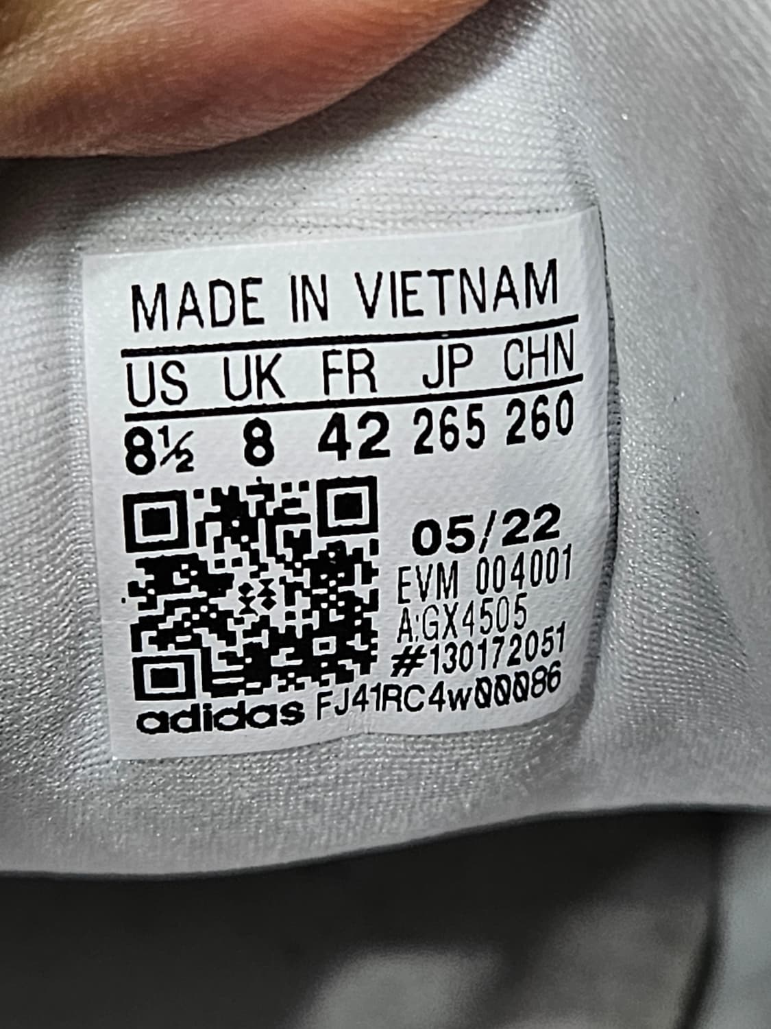 아디다스 오즈노바 화이트컬러 남성 265 스니커즈  상품이미지10