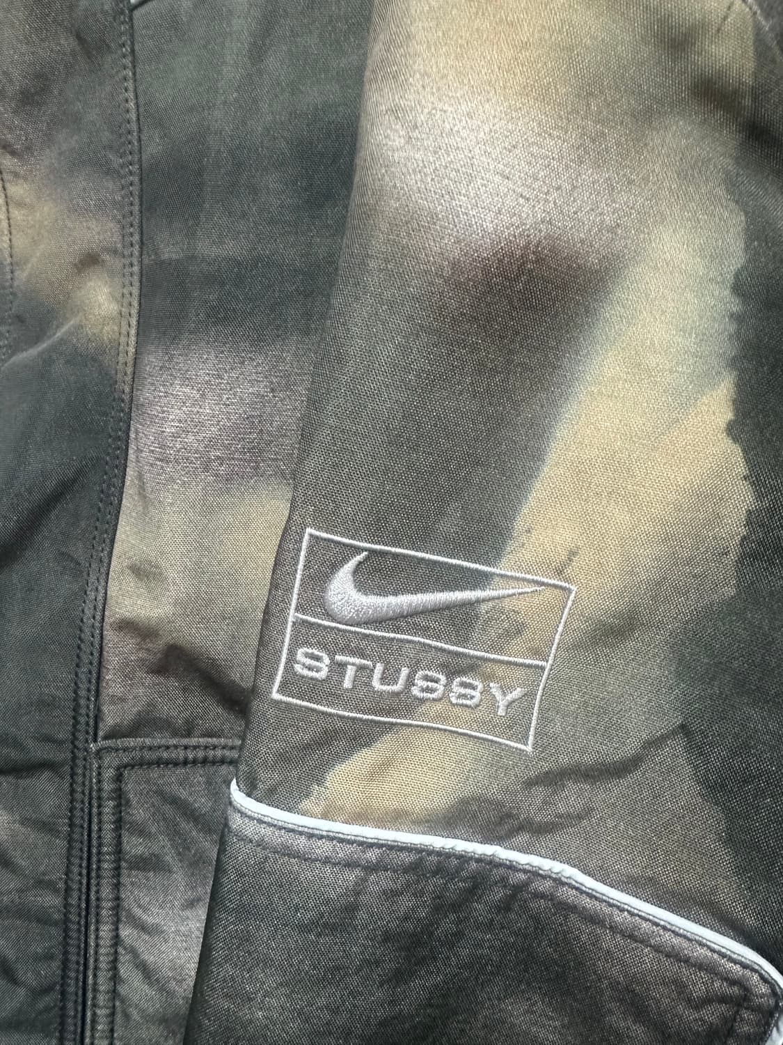 새상품) 나이키 X 스투시 프리마로프트 유틸리티 자켓 멀티 XL 상품이미지3