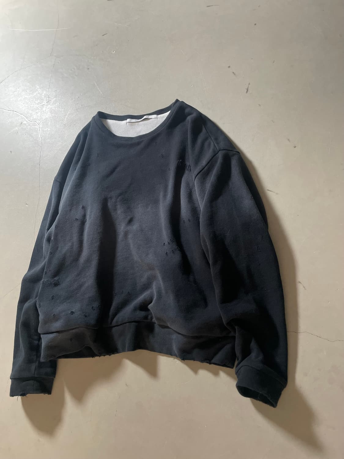 저널스탠다드 TRISECT2  Distressed 스웻셔츠 상품이미지2