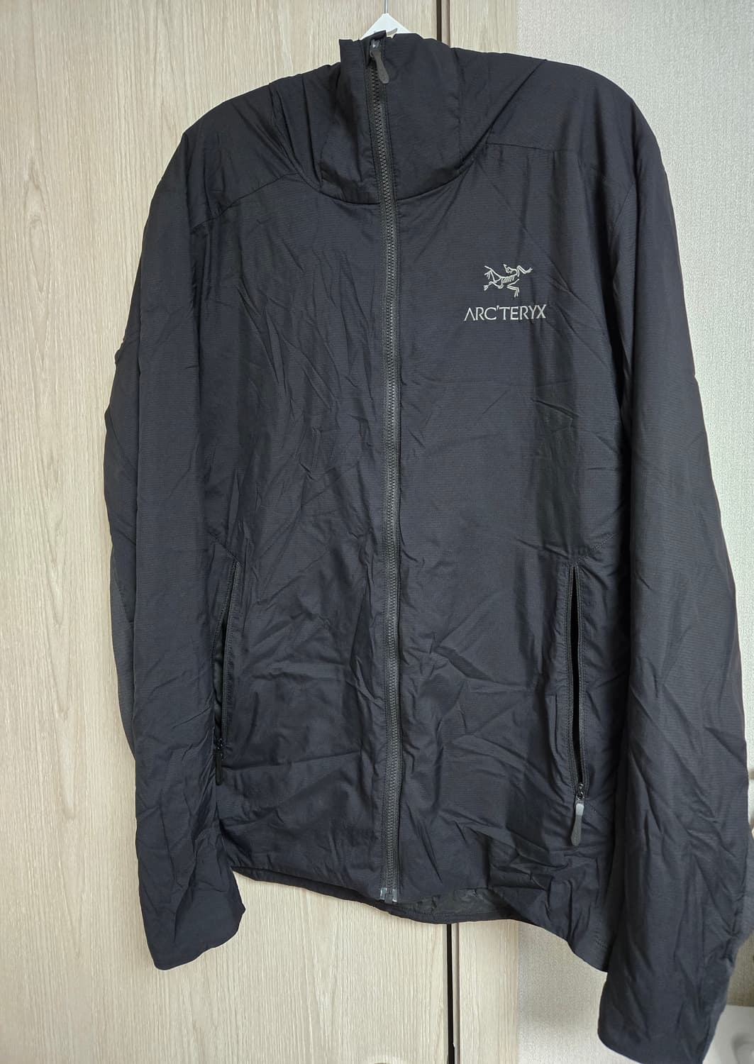 아크테릭스 아톰sl 블랙 M사이즈 판매 상품이미지1