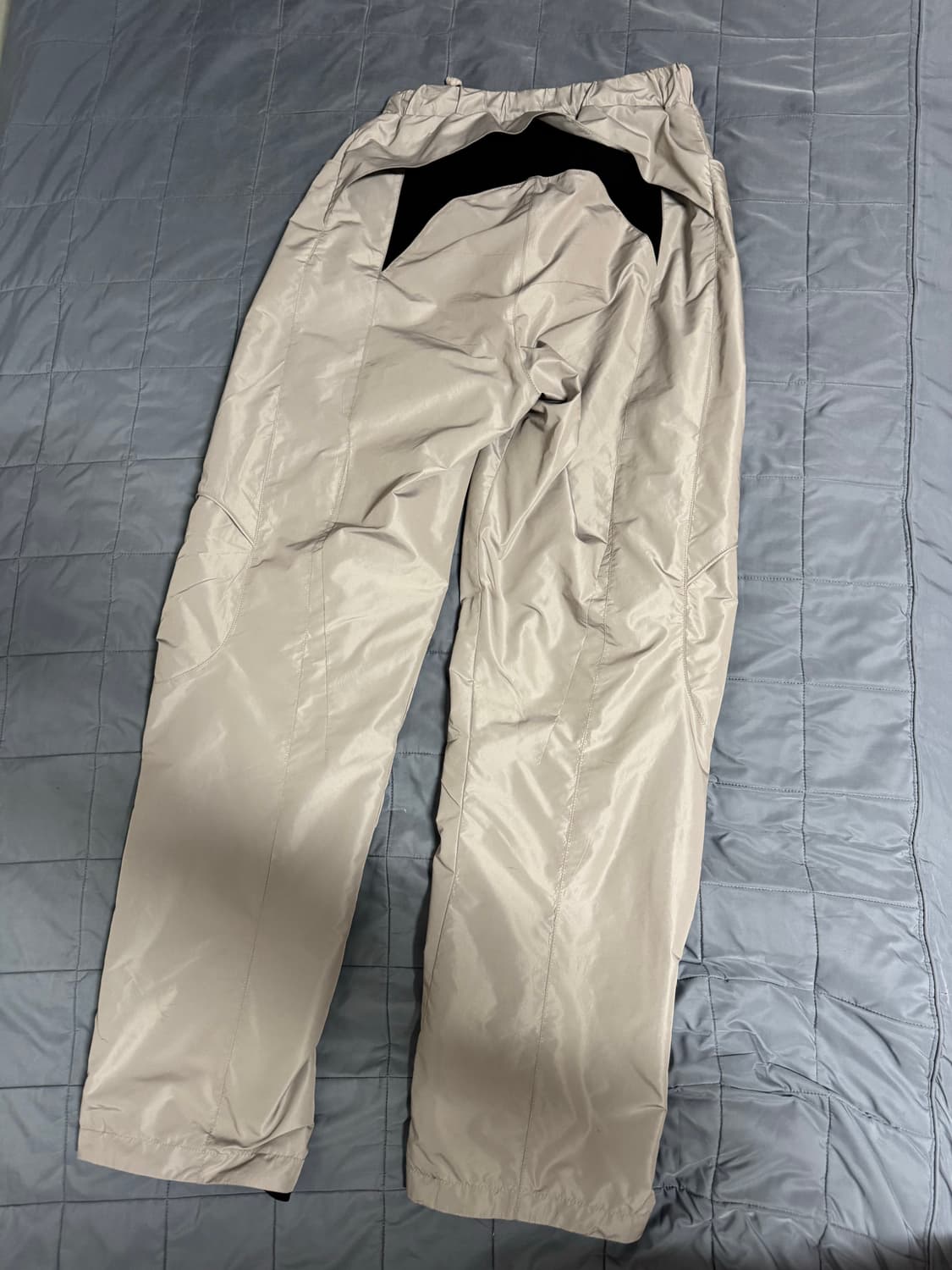 코스트 퍼 킬로 3d 트랙팬츠 상품이미지3