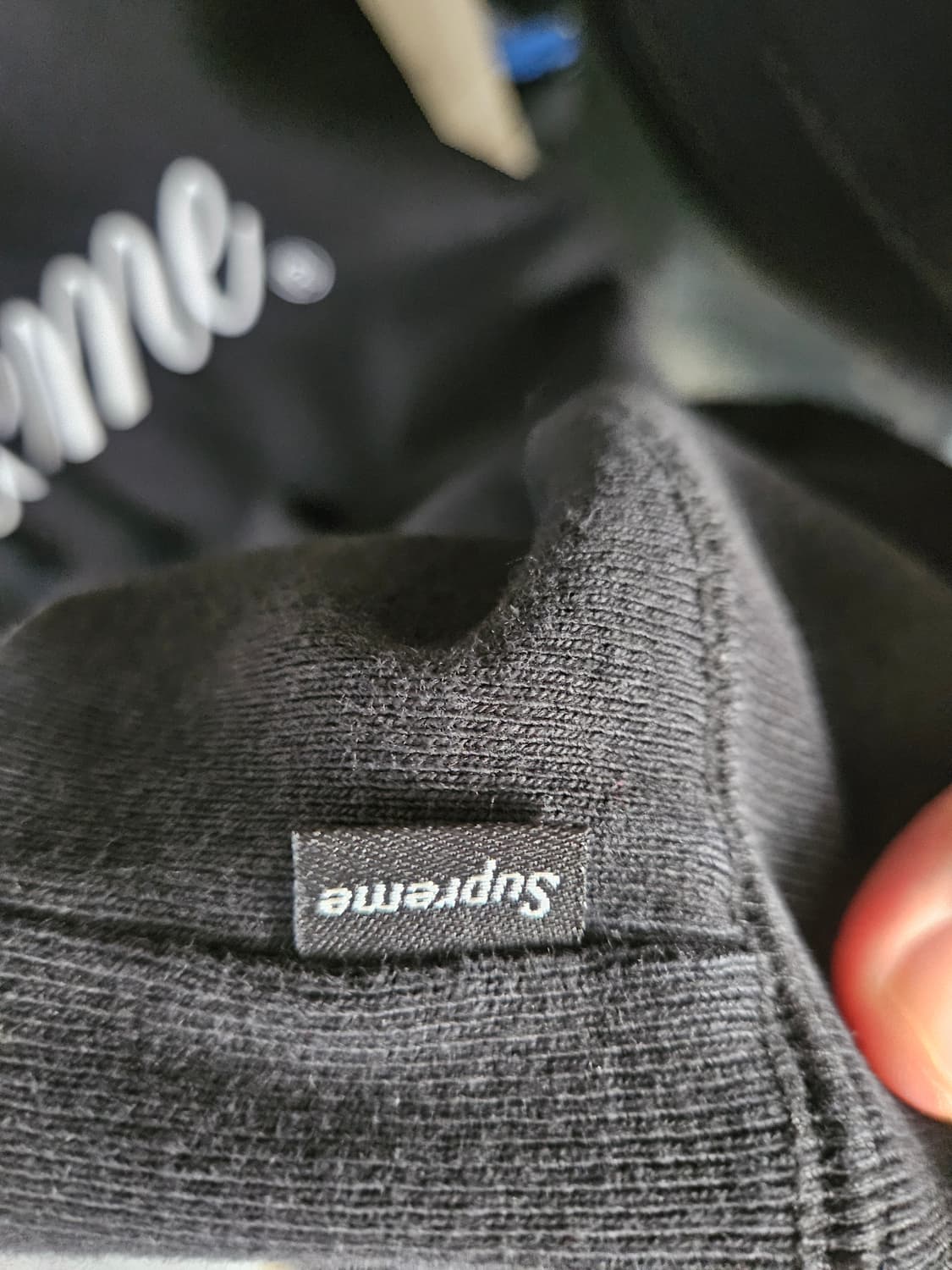 슈프림 자수 스크립트 후드 블랙 24FW 상품이미지5