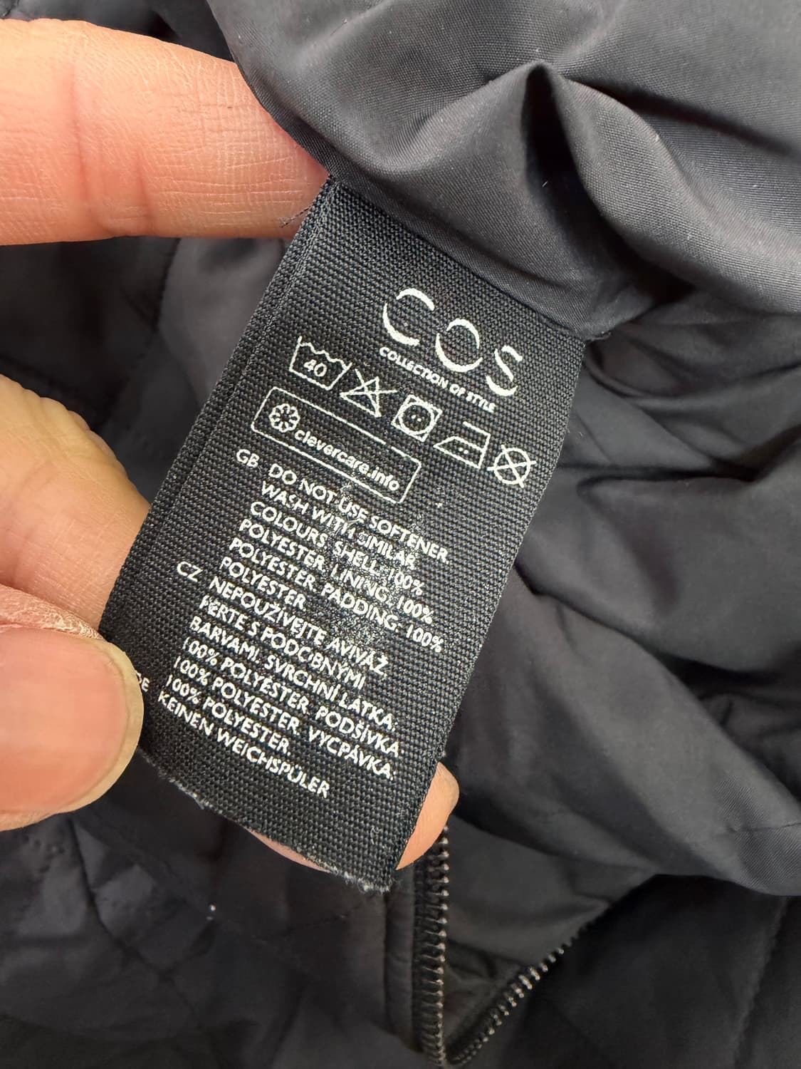 정품) COS 코스 여성 다이아 퀼팅 블랙 봄버 자켓 34 상품이미지7