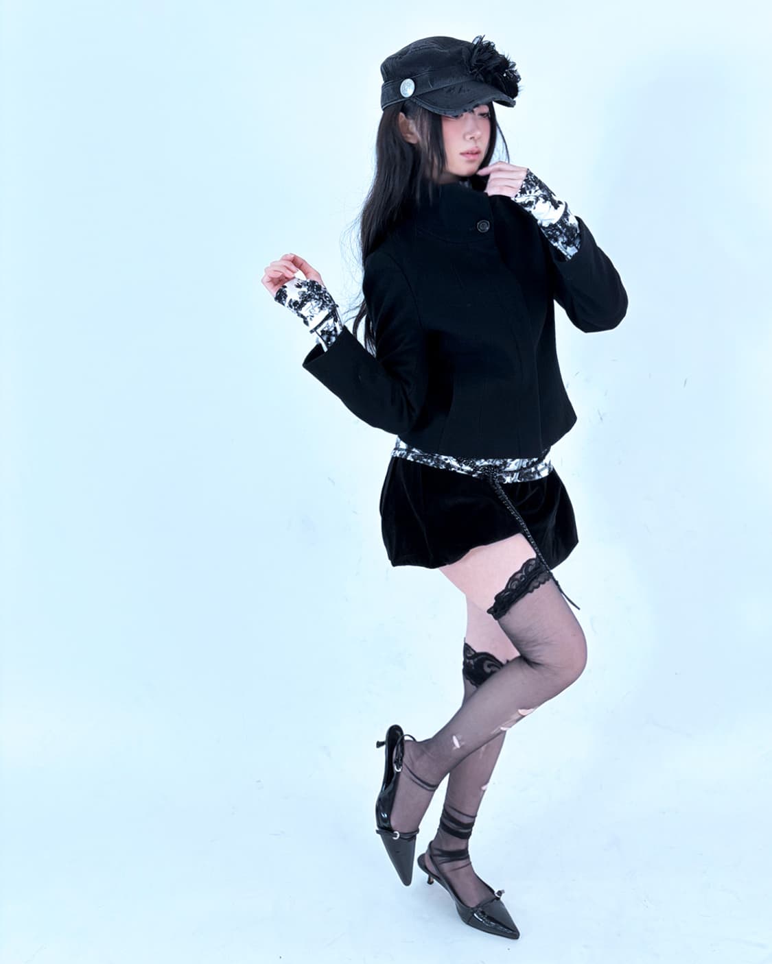 Black hidden button basic short coat 상품이미지4