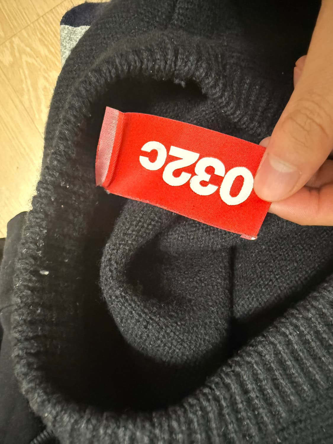 032c 베를린 셀피 니트 상품이미지4