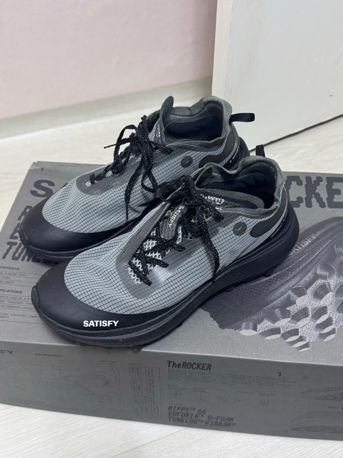 새티스파이 더라커 쉐도우 270  상품이미지1