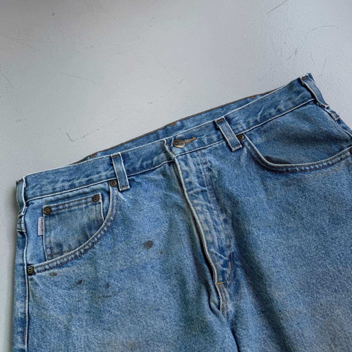 칼하트 OG 가죽패치 워싱 데님팬츠 상품이미지4