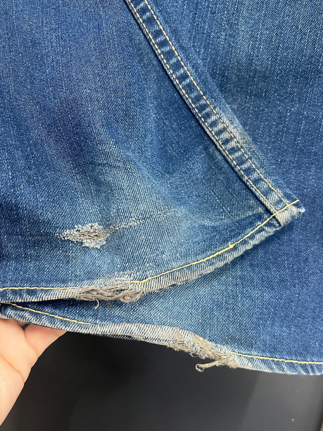 Levis 리바이스 아이코닉 스트레이트 데님 팬츠 상품이미지4