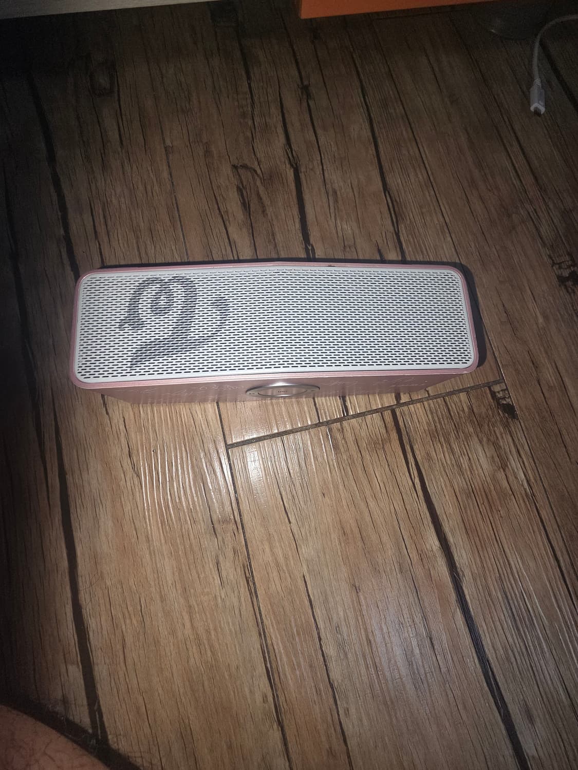 LG트와이스 핑크 블루투스 스피커 상품이미지4