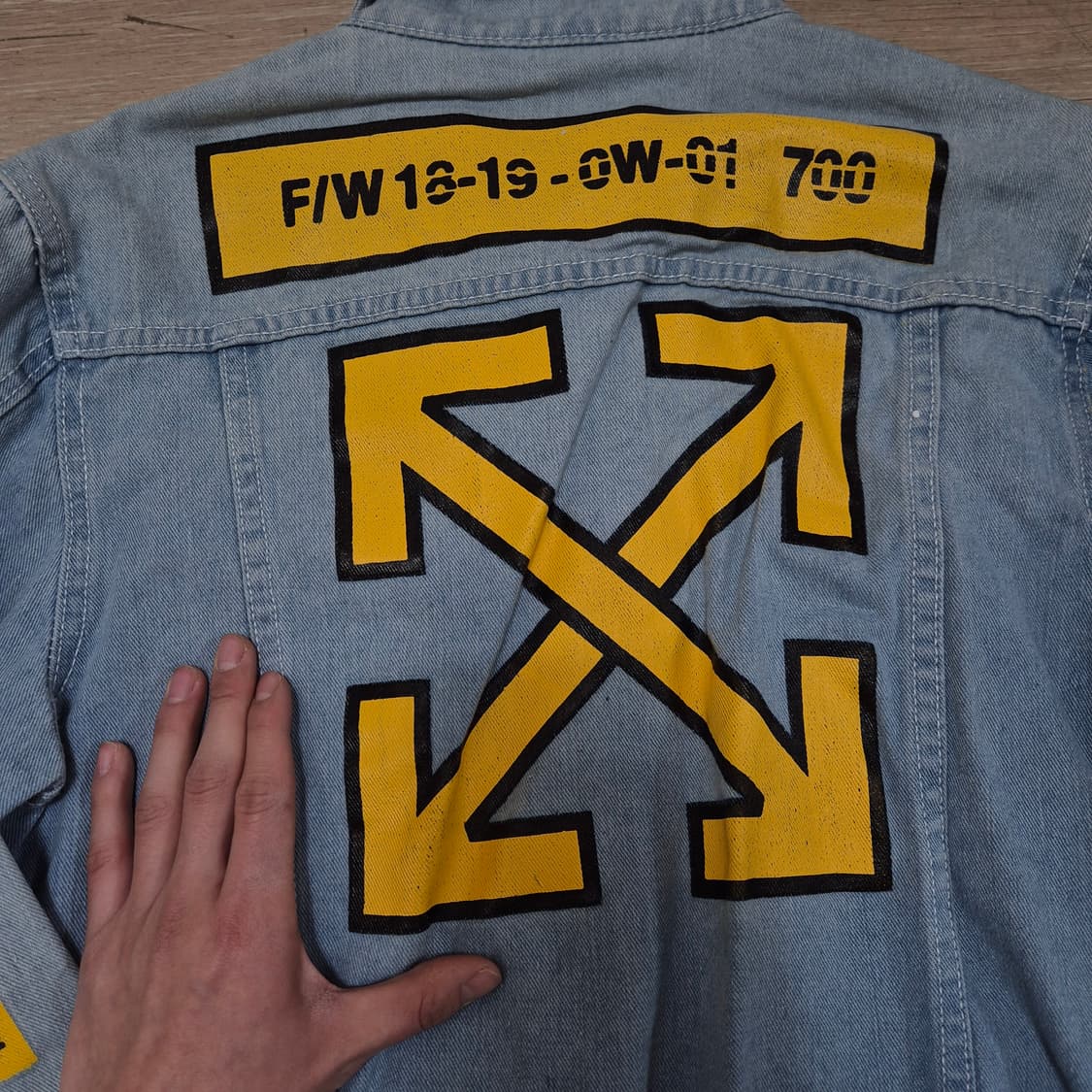 오프화이트 18-19 FW 애로우 빅프린팅 데님 청자켓 L(100) 상품이미지7