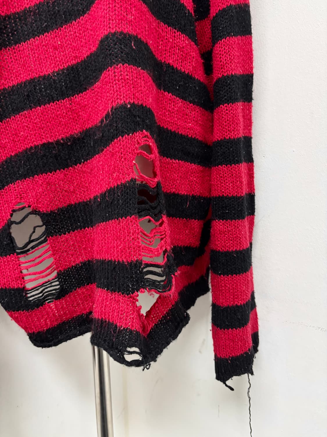 “Vintage” Punk Red Stripe Damaged Knit S 상품이미지7