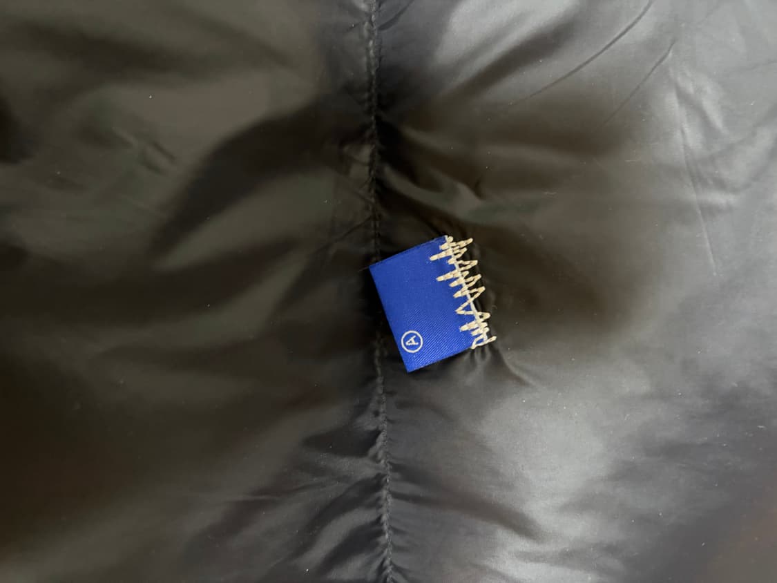 아더에러 시그니피컨트 패딩 베스트 L 상품이미지4