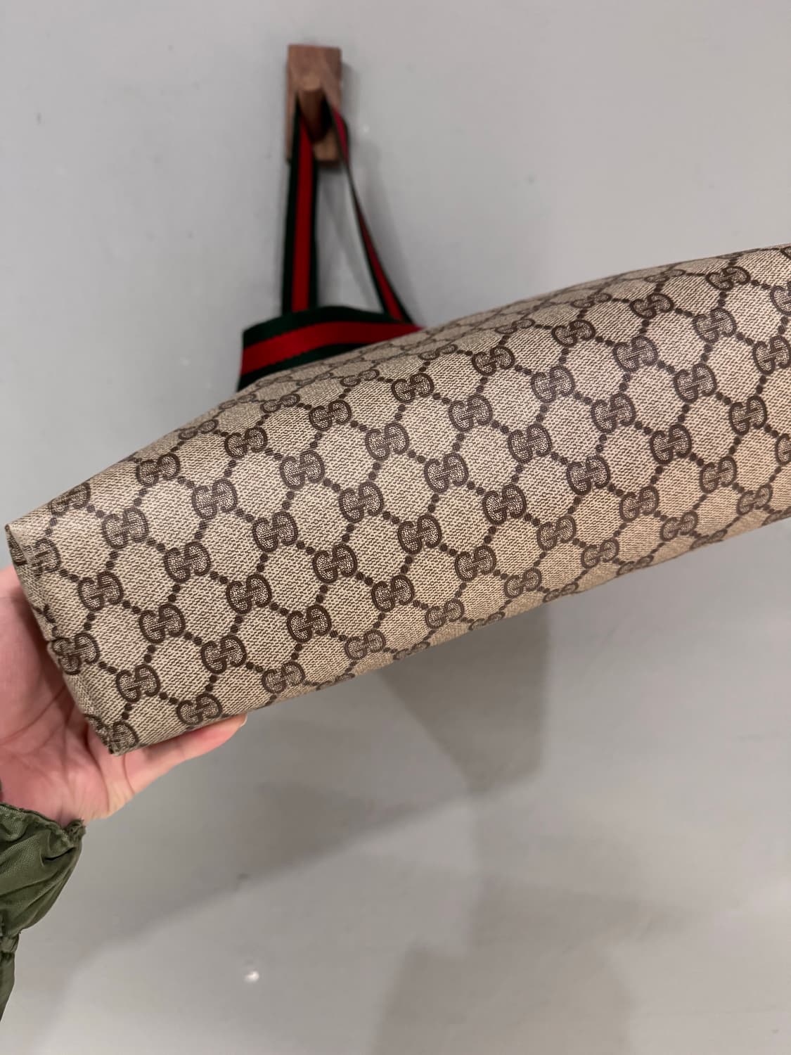 구찌 GG로고 수프림 토트백  상품이미지7