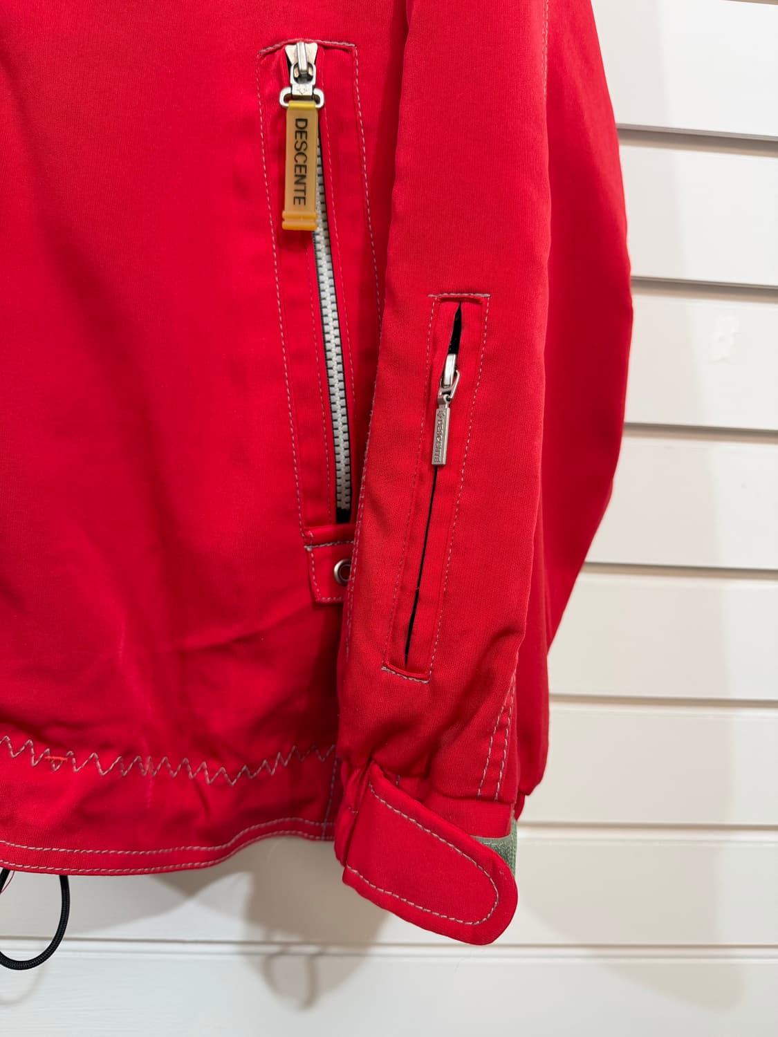 DESCENTE 데상트 캐나다 태그호이어 GMC 스폰 자켓 상품이미지5