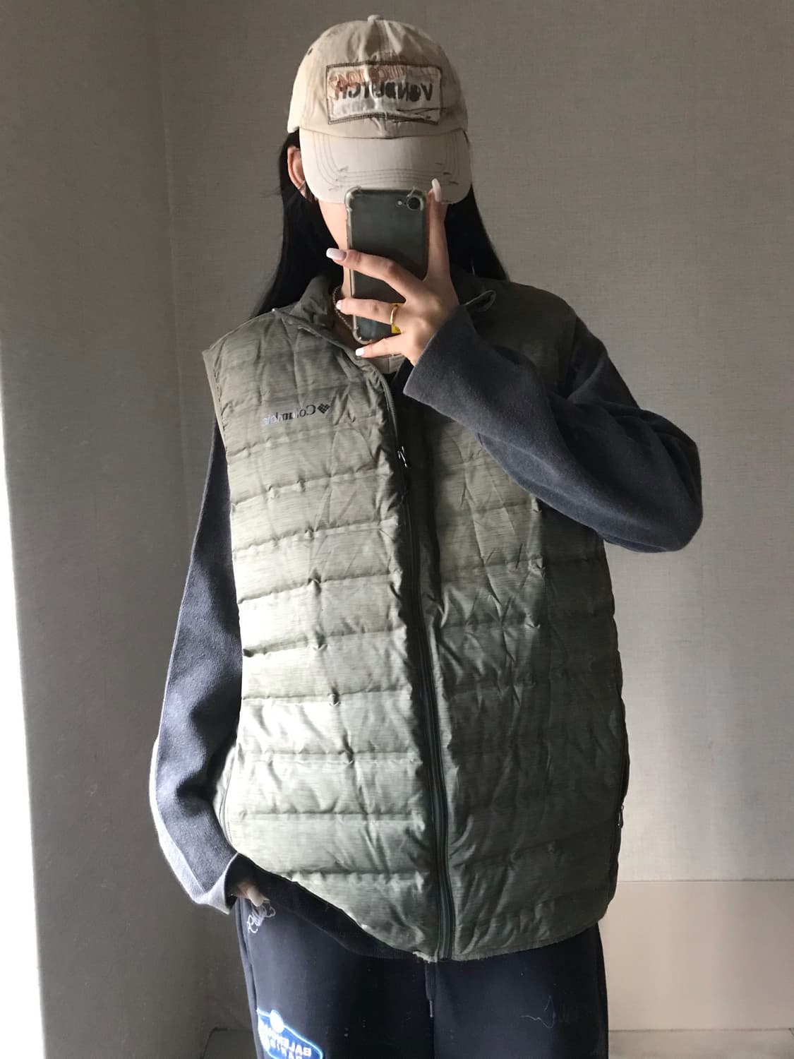 콜롬비아 카키 경량조끼 상품이미지1