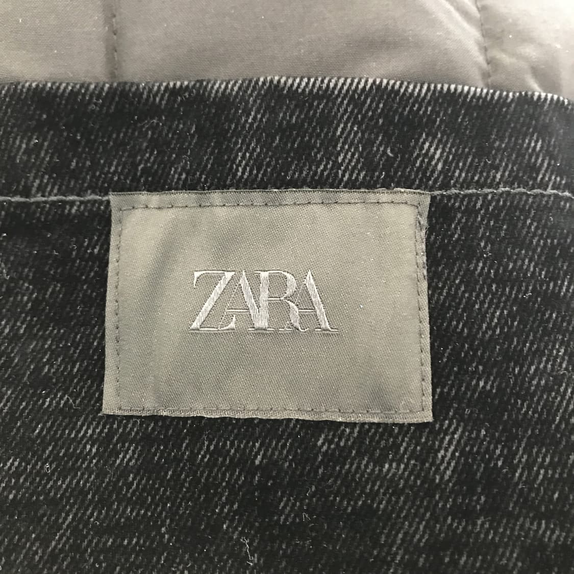 자라 신형 릴렉스핏 벨루어 크롭 워크자켓 [L] 상품이미지5