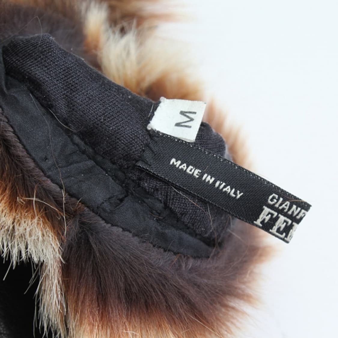 지안 프랑코 페레 블랙 램스킨 장갑 상품이미지3