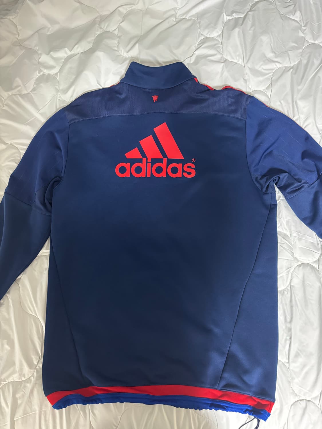 맨유 트레이닝 탑 상품이미지2