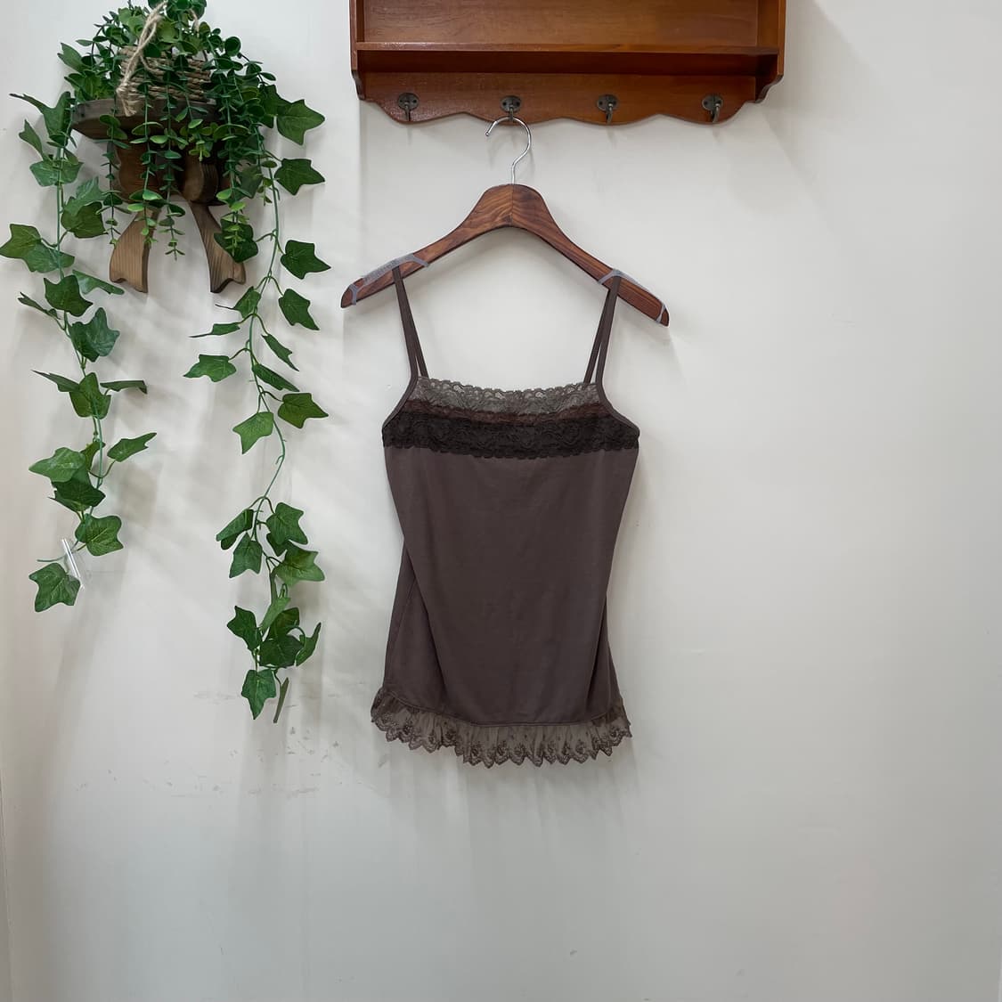 여리 라떼갸루 페어리 모카브라운 레이스 슬립 나시탑 상품이미지1