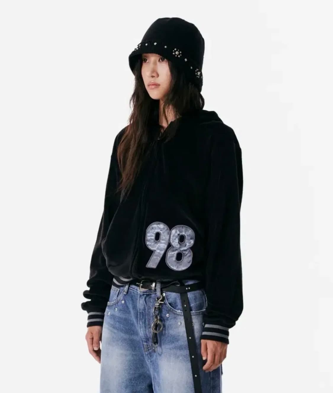 아캄 98 Patch Velour Zip-Up Hoodie (Black) 상품이미지1