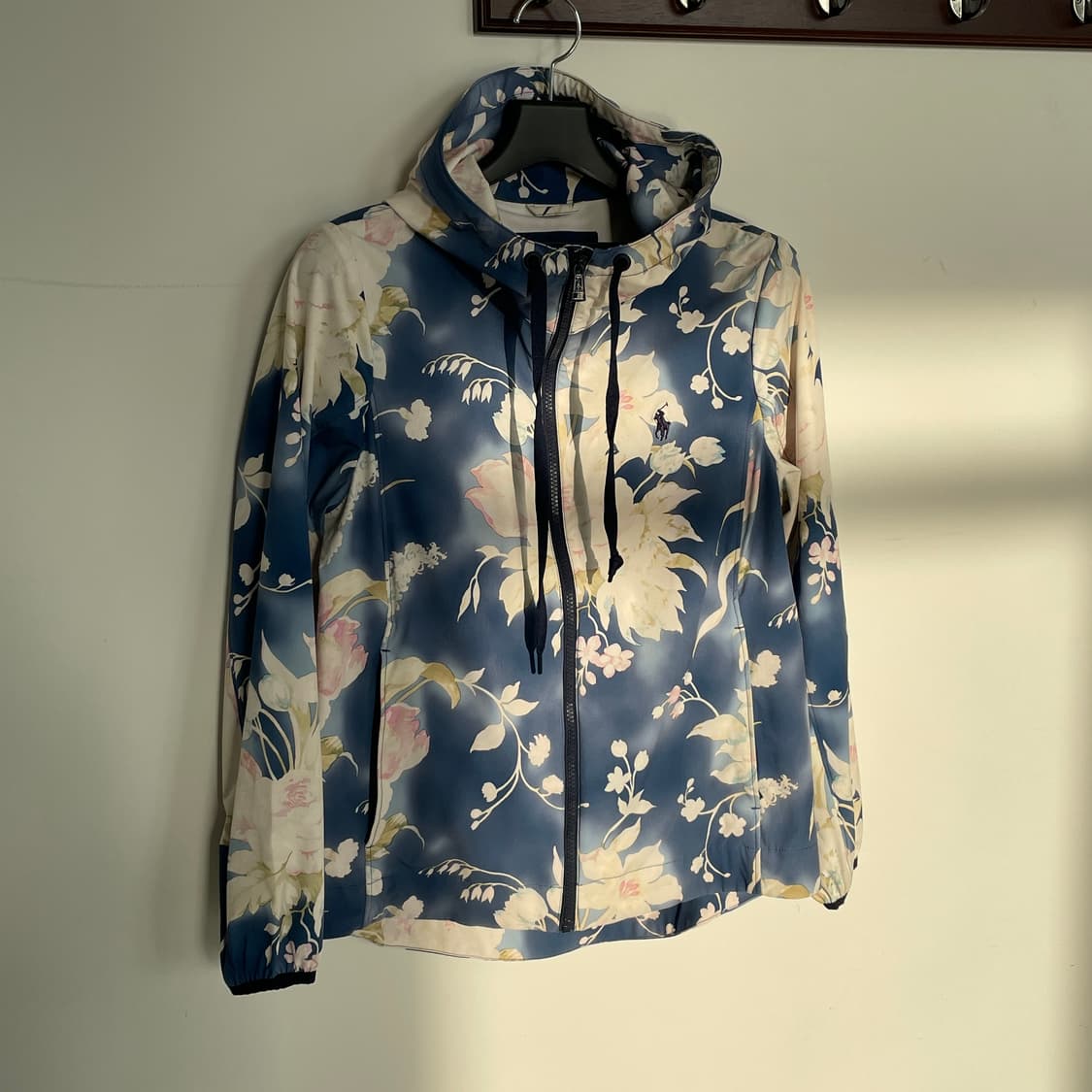 폴로 랄프로렌 골프 플라워 후드 바람막이 상품이미지2