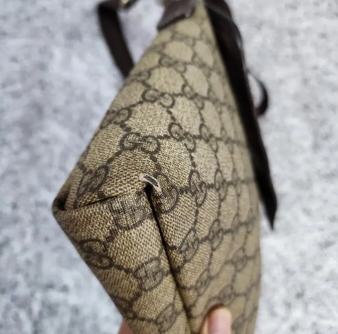 구찌 GG PVC 크로스백 상품이미지6