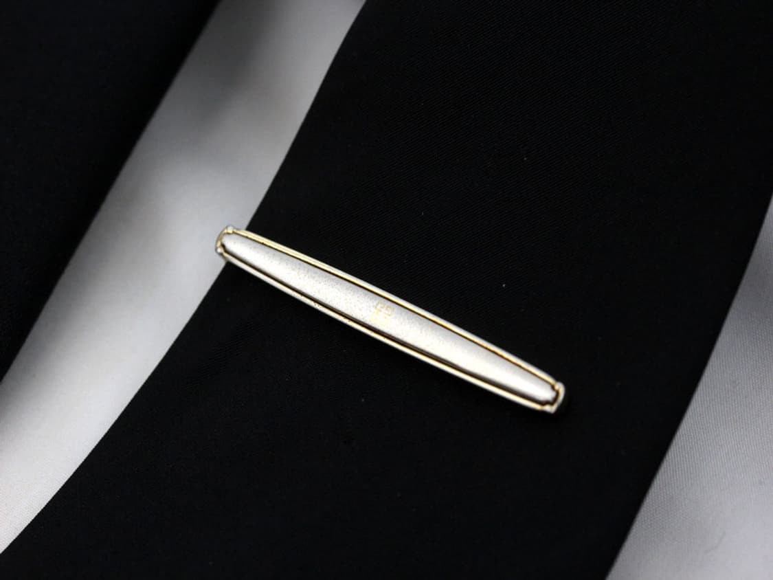 지방시 B등급 5.3cm 남자 명품 넥타이핀 상품이미지7