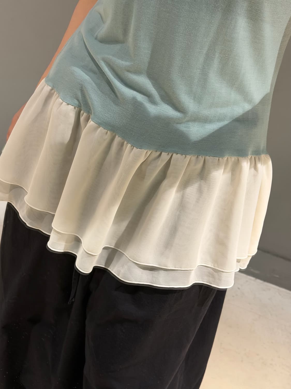 soft mint frill layered sleeveless 상품이미지4
