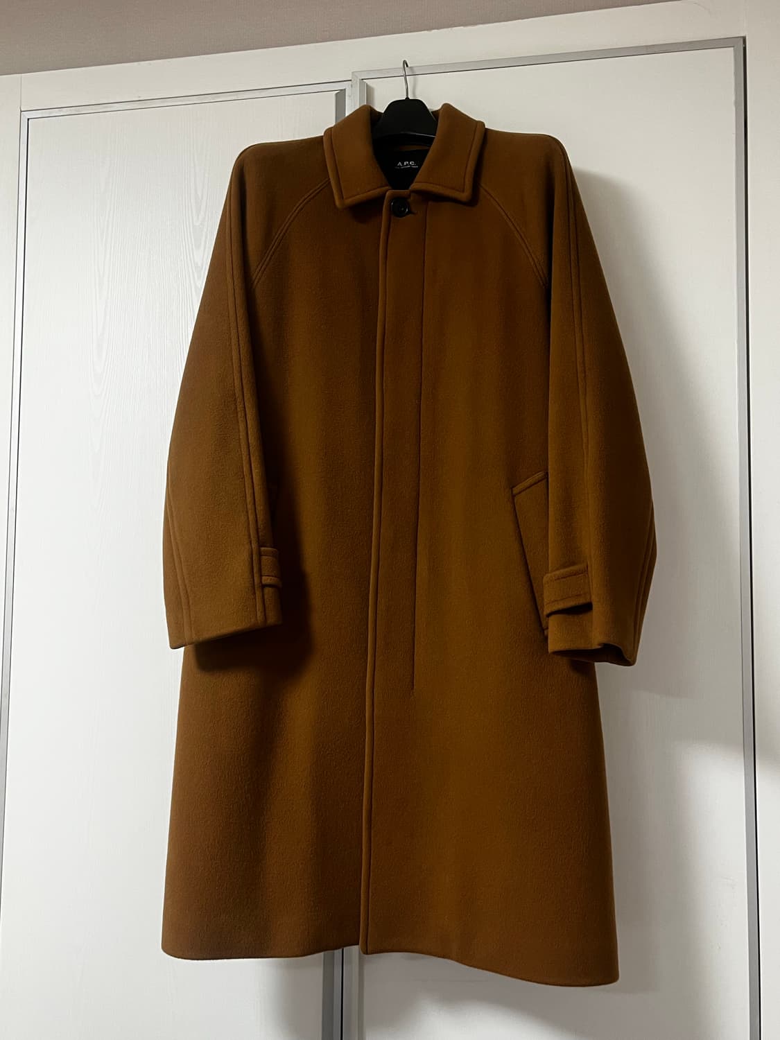 [L] A.P.C. 발마칸 코트 카멜 상품이미지1