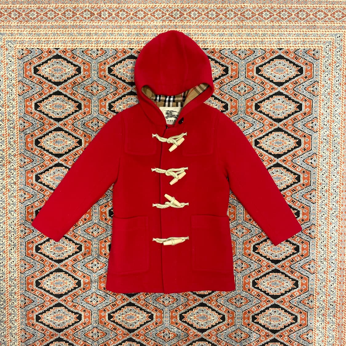 버버리 레드 떡볶이 코트 아동6Y/120 상품이미지1