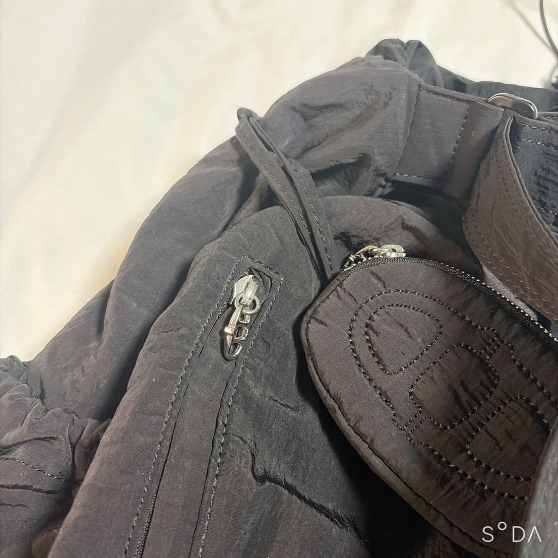 athe 아떼바네사브루노 리본 백팩 블랙 상품이미지8