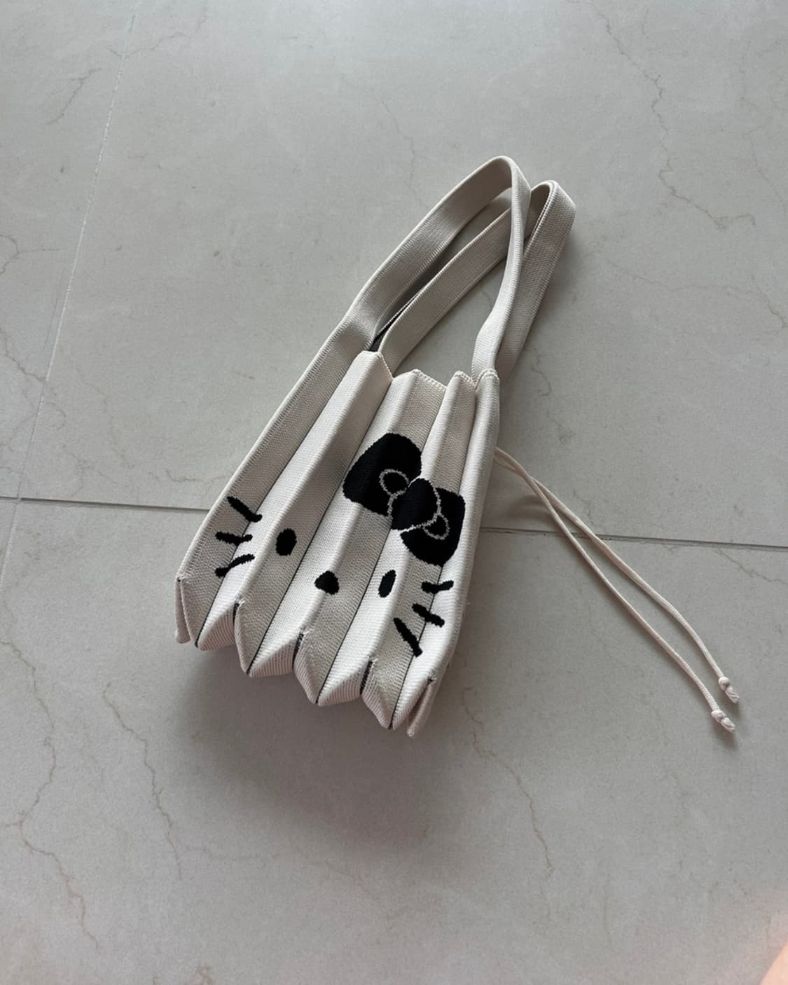 헬로키티 조셉앤스테이시 콜라보 백 바닐라 상품이미지1