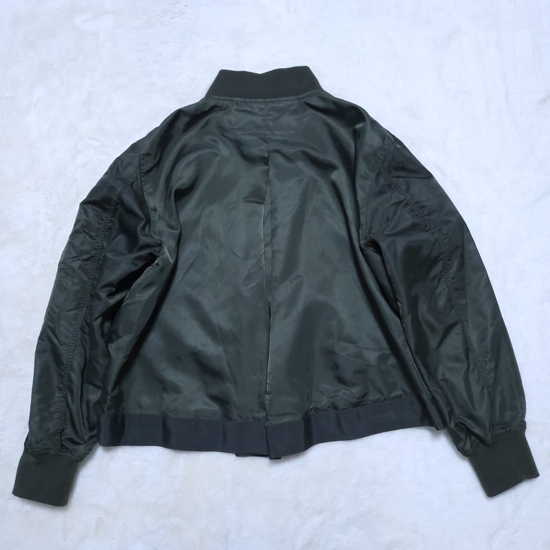 칼라거펠드 여성 붐버점퍼 66 0330 뽀샤샤 상품이미지2