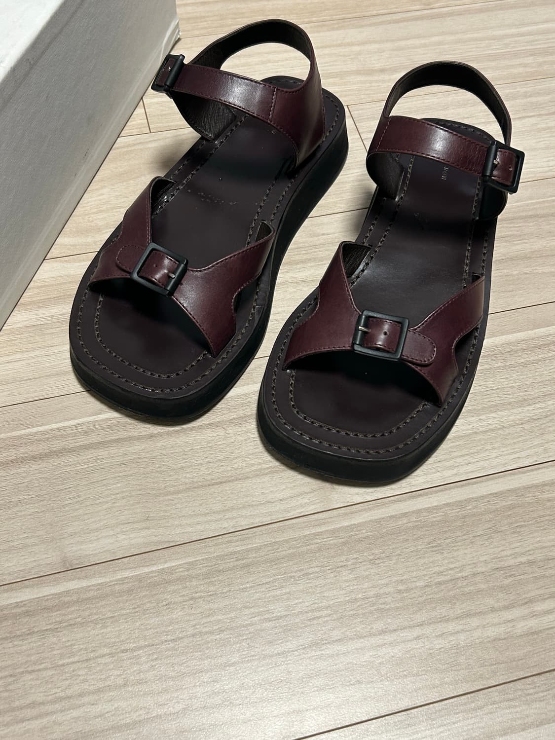 THE ROW 더로우 게리 샌들 버건디 36 상품이미지4