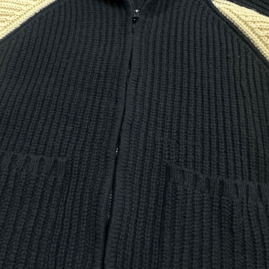 ✨ (바배) 에잇세컨즈 니트 집업  상품이미지5