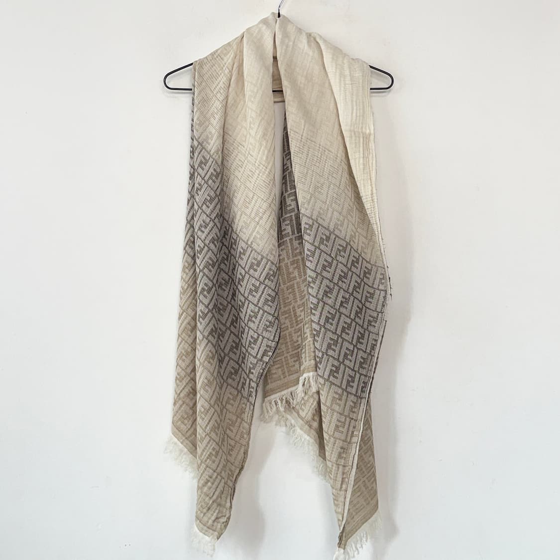 펜디 FF로고 코튼 숄 스카프 상품이미지5