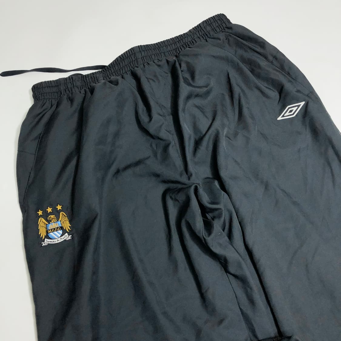 엄브로 맨시티 트레이닝 팬츠 2XM 상품이미지3