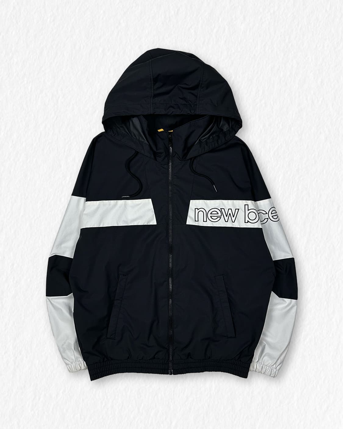 뉴발란스 바람막이 범고래 상품이미지1