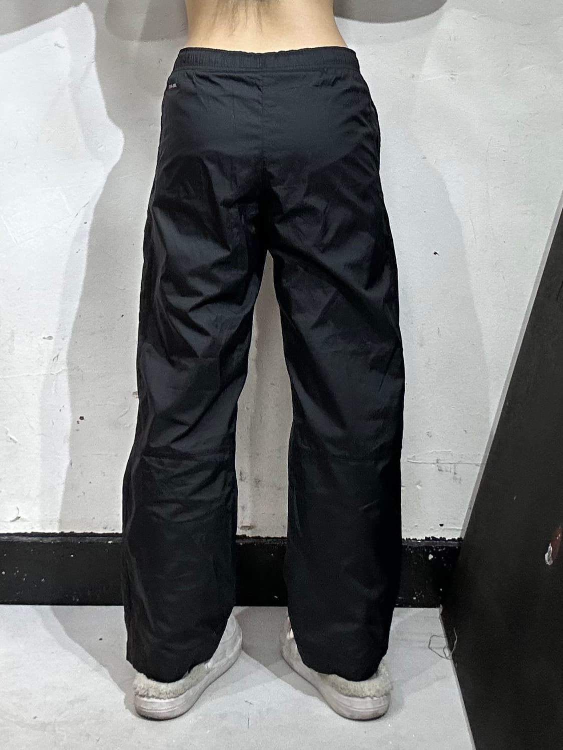 00s 나이키 와이드 블랙 로고 트랙 팬츠 추리닝 바지 M 상품이미지3